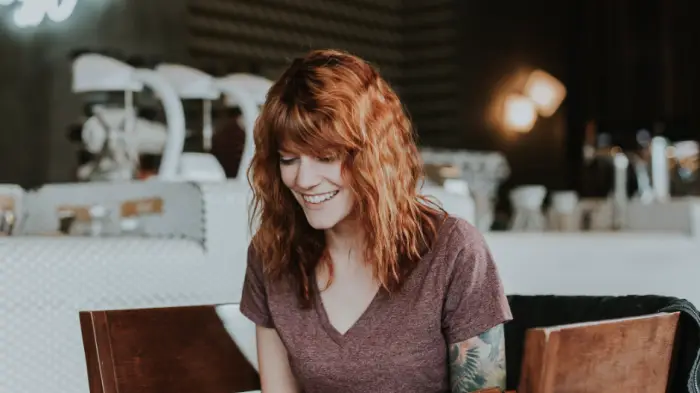 Devenir astrologue : le guide pour transformer ta passion en profession